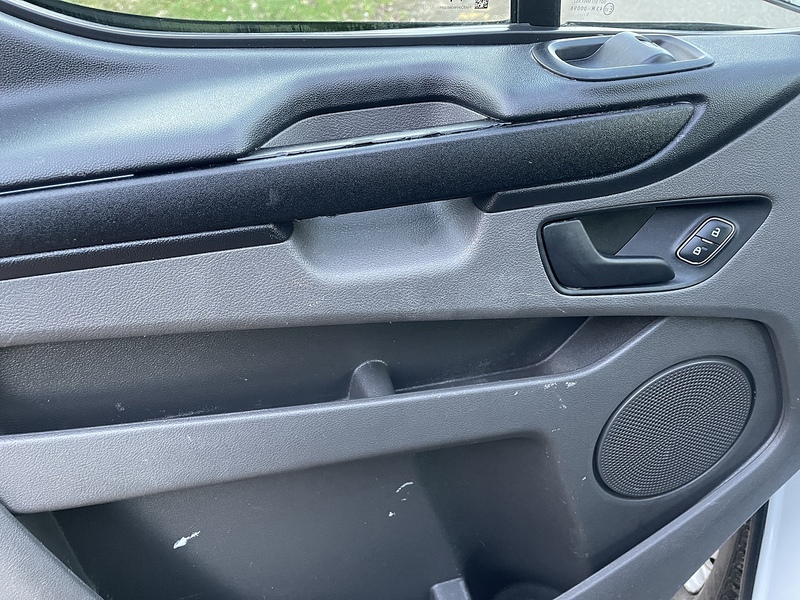 Ford Transit Custom 2.0 300 EcoBlue Leader L1 H1 Euro 6 (s/s) 5dr - U445