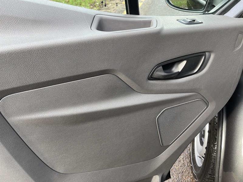 Ford Transit 2.0 350 EcoBlue Leader Auto FWD L3 H2 Euro 6 (s/s) 5dr - U450