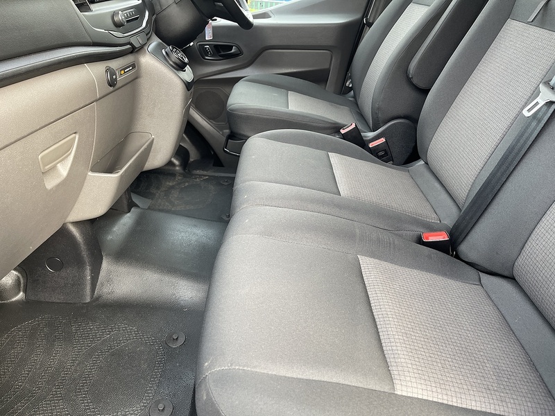 Ford Transit 2.0 350 EcoBlue Leader Auto FWD L3 H2 Euro 6 (s/s) 5dr - U450