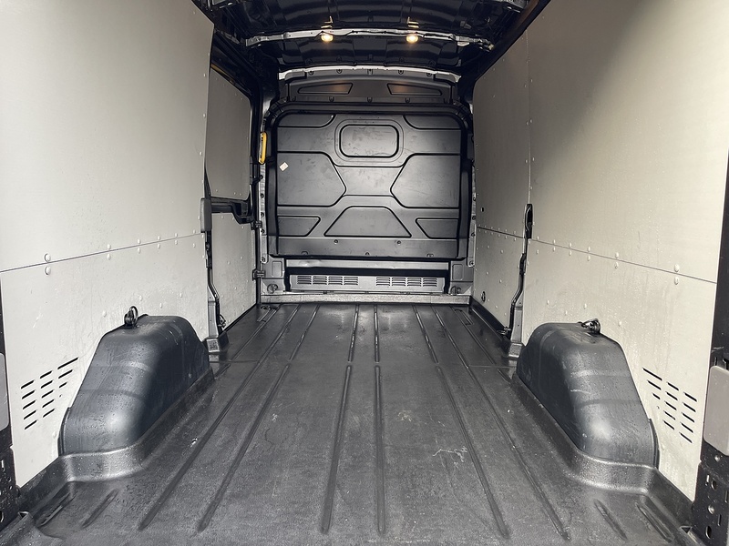 Ford Transit 2.0 350 EcoBlue Leader Auto FWD L3 H2 Euro 6 (s/s) 5dr - U450