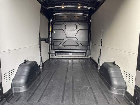 Ford Transit 2.0 350 EcoBlue Leader Auto FWD L3 H2 Euro 6 (s/s) 5dr - U450