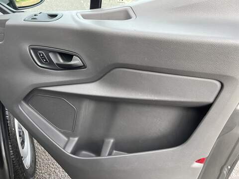 Ford Transit 2.0 350 EcoBlue Leader Auto FWD L3 H2 Euro 6 (s/s) 5dr - U450