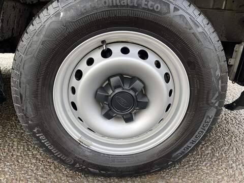 Ford Transit 2.0 350 EcoBlue Leader Auto FWD L3 H2 Euro 6 (s/s) 5dr - U450
