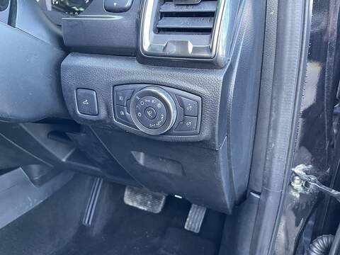 Ford Ranger 2.0 EcoBlue Wildtrak Auto 4WD Euro 6 (s/s) 4dr - U451