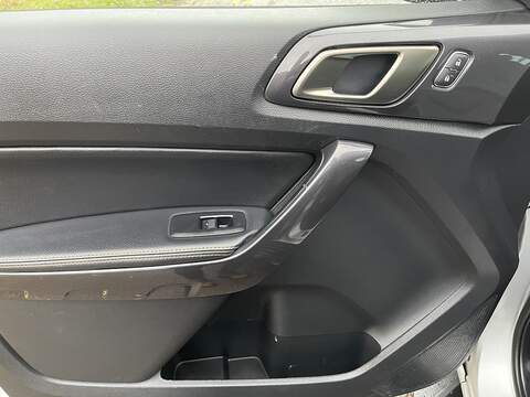 Ford Ranger 2.0 EcoBlue Wildtrak Auto 4WD Euro 6 (s/s) 4dr - U456