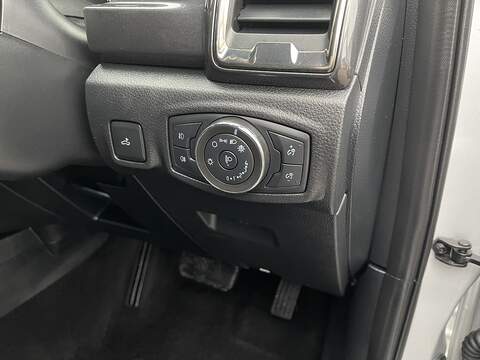 Ford Ranger 2.0 EcoBlue Wildtrak Auto 4WD Euro 6 (s/s) 4dr - U456