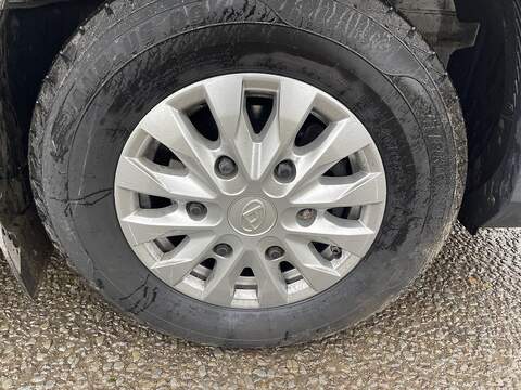 MAXUS Deliver 9 2.0 D20 LUX FWD L3 H2 Euro 6 (s/s) 5dr - U457