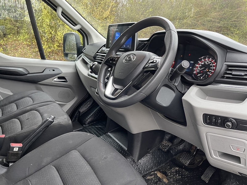 MAXUS Deliver 9 2.0 D20 LUX FWD L3 H2 Euro 6 (s/s) 5dr - U457