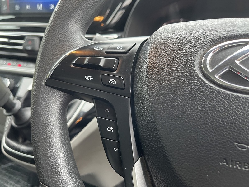 MAXUS Deliver 9 2.0 D20 LUX FWD L3 H2 Euro 6 (s/s) 5dr - U457