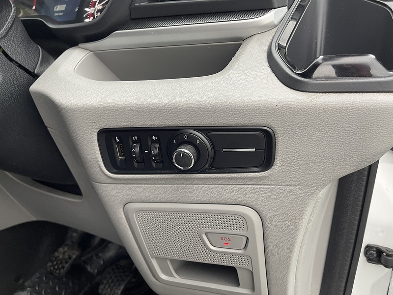 MAXUS Deliver 9 2.0 D20 LUX FWD L3 H2 Euro 6 (s/s) 5dr - U457