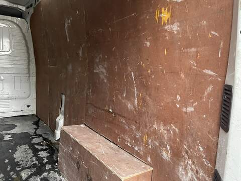 MAXUS Deliver 9 2.0 D20 LUX FWD L3 H2 Euro 6 (s/s) 5dr - U457