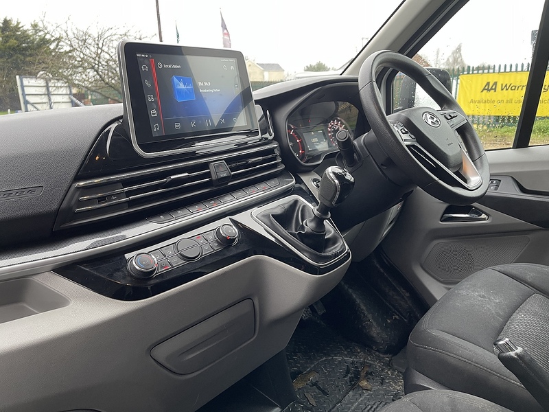 MAXUS Deliver 9 2.0 D20 LUX FWD L3 H2 Euro 6 (s/s) 5dr - U457