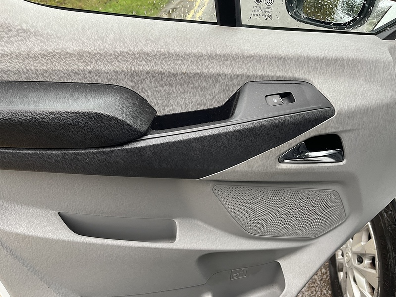 MAXUS Deliver 9 2.0 D20 LUX FWD L3 H2 Euro 6 (s/s) 5dr - U457