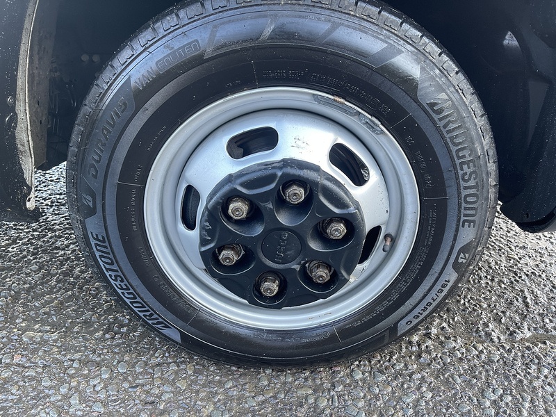 Iveco Daily 2.3D HPI 14V 35C 3750 L3 Euro 6 (s/s) 4dr (DRW) - U461