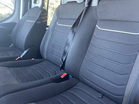 Iveco Daily 2.3D HPI 14V 35C 3750 L3 Euro 6 (s/s) 4dr (DRW) - U461