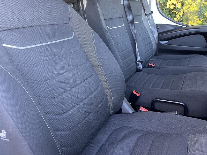 Iveco Daily 2.3D HPI 14V 35C 3750 L3 Euro 6 (s/s) 4dr (DRW) - U461