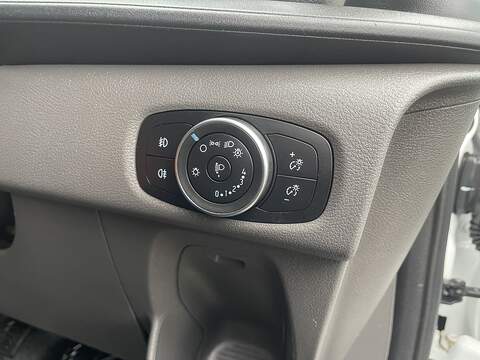 Ford Transit Custom 2.0 300 EcoBlue Limited L2 H1 Euro 6 (s/s) 5dr - U462