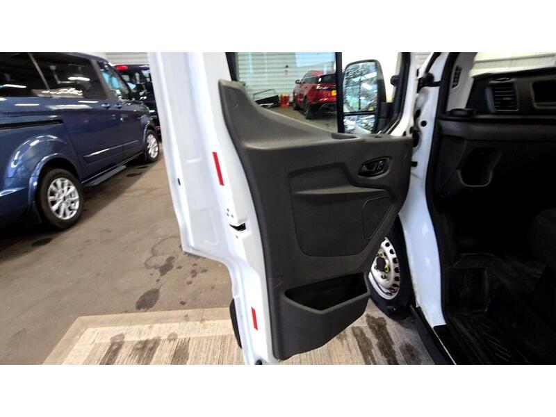 Ford Transit 130ps 350 L3  Double Cab RWD Tipper RWD 2.0 4dr Tipper Manual Diesel - U463
