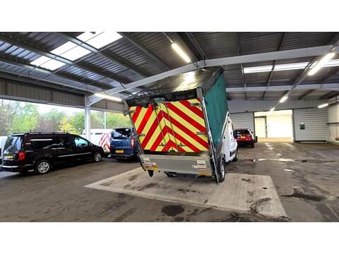 Ford Transit 130ps 350 L3  Double Cab RWD Tipper RWD 2.0 4dr Tipper Manual Diesel - U463