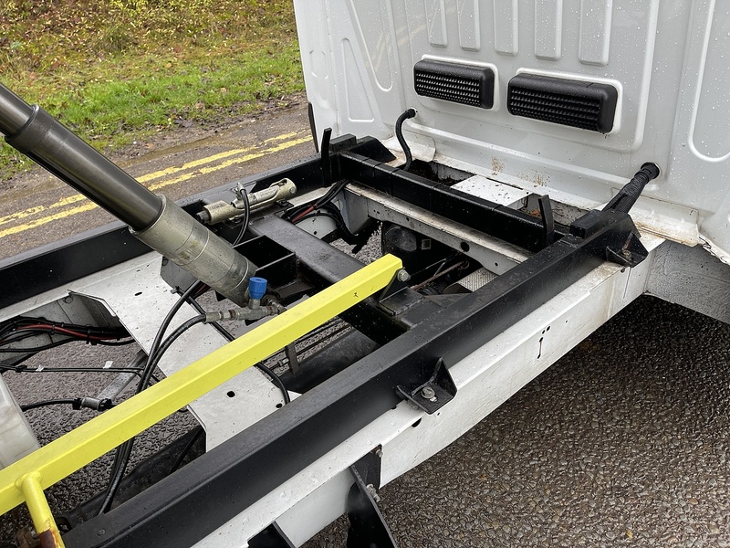 Ford Transit 130ps 350 L3  Double Cab RWD Tipper RWD 2.0 4dr Tipper Manual Diesel - U463