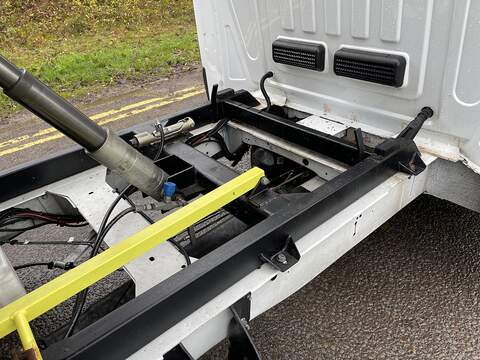 Ford Transit 130ps 350 L3  Double Cab RWD Tipper RWD 2.0 4dr Tipper Manual Diesel - U463