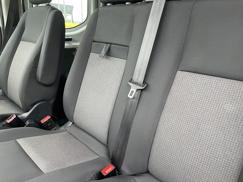 Ford Transit 130ps 350 L3  Double Cab RWD Tipper RWD 2.0 4dr Tipper Manual Diesel - U463