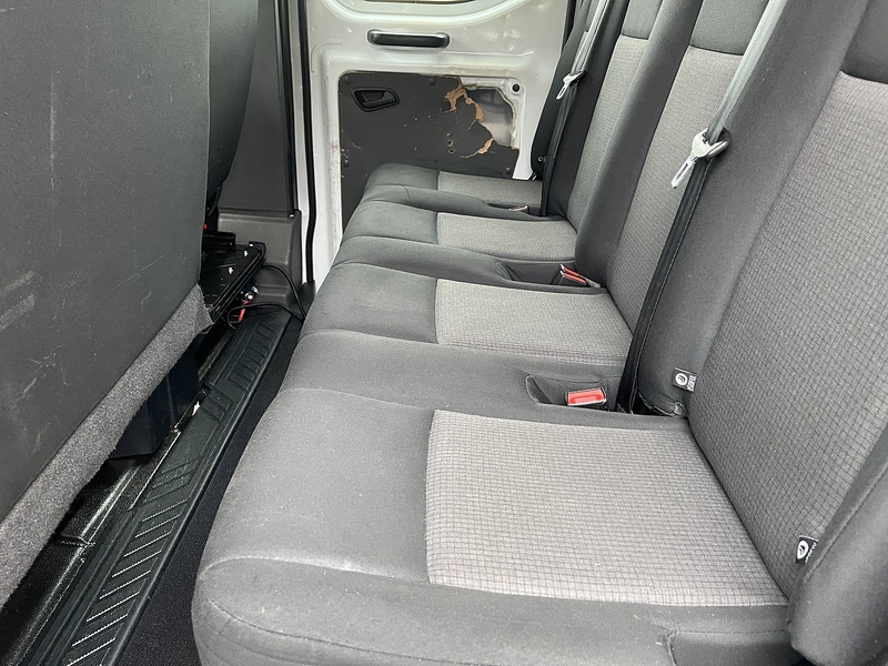 Ford Transit 130ps 350 L3  Double Cab RWD Tipper RWD 2.0 4dr Tipper Manual Diesel - U463