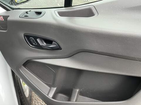 Ford Transit 130ps 350 L3  Double Cab RWD Tipper RWD 2.0 4dr Tipper Manual Diesel - U463