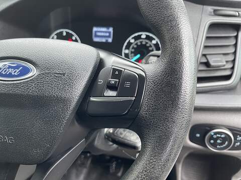 Ford Transit 130ps 350 L3  Double Cab RWD Tipper RWD 2.0 4dr Tipper Manual Diesel - U463