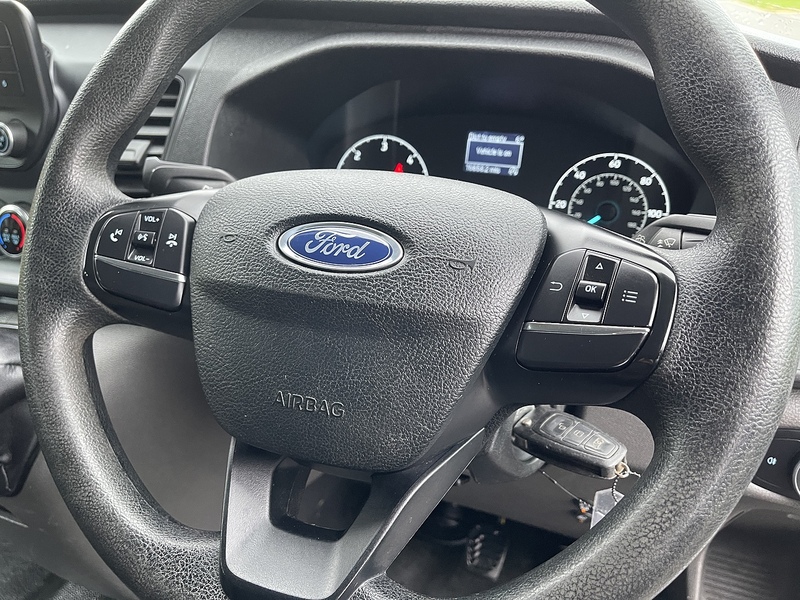 Ford Transit 130ps 350 L3  Double Cab RWD Tipper RWD 2.0 4dr Tipper Manual Diesel - U463