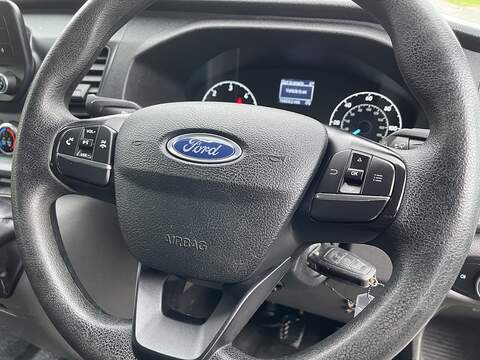 Ford Transit 130ps 350 L3  Double Cab RWD Tipper RWD 2.0 4dr Tipper Manual Diesel - U463