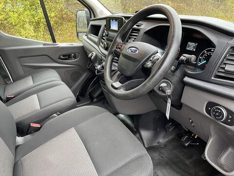 Ford Transit 130ps 350 L3  Double Cab RWD Tipper RWD 2.0 4dr Tipper Manual Diesel - U463