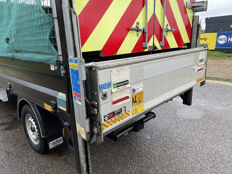 Ford Transit 130ps 350 L3  Double Cab RWD Tipper RWD 2.0 4dr Tipper Manual Diesel - U463