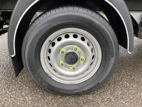 Ford Transit 130ps 350 L3  Double Cab RWD Tipper RWD 2.0 4dr Tipper Manual Diesel - U463