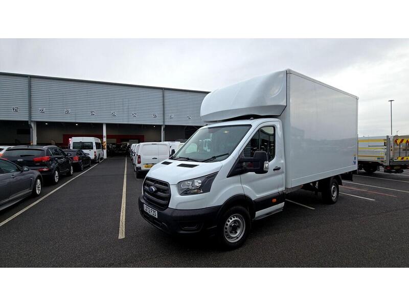 Ford Transit 350 LUTON L4 H1 FWD 130PS Leader - U464