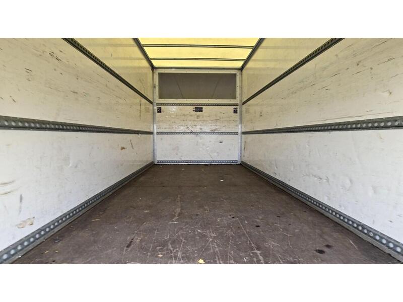 Ford Transit 350 LUTON L4 H1 FWD 130PS Leader - U464