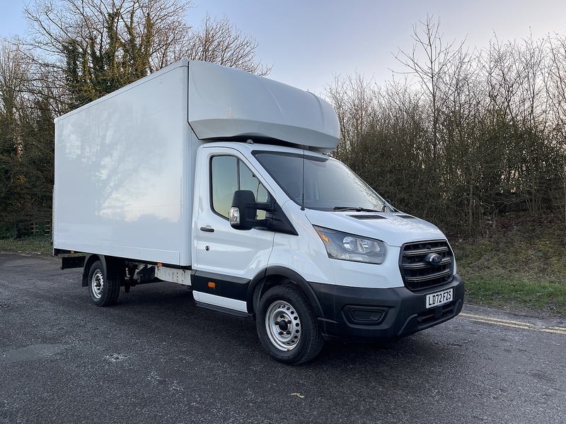 Ford Transit 350 LUTON L4 H1 FWD 130PS Leader - U464