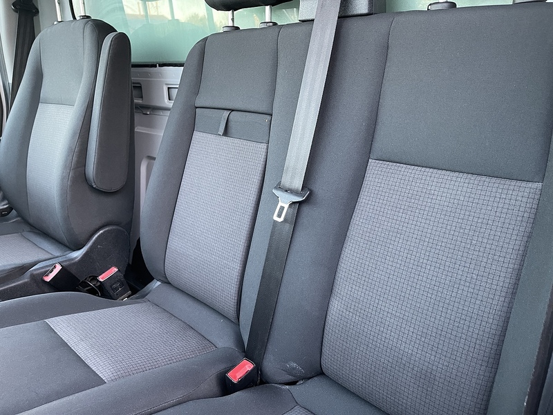 Ford Transit 350 LUTON L4 H1 FWD 130PS Leader - U464