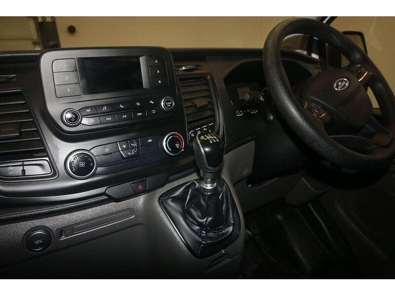 Ford Transit Custom 2.0 300 EcoBlue Leader L2 H2 Euro 6 (s/s) 5dr - U465
