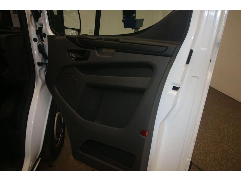 Ford Transit Custom 2.0 300 EcoBlue Leader L2 H2 Euro 6 (s/s) 5dr - U465