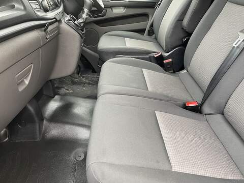 Ford Transit Custom 2.0 300 EcoBlue Leader L2 H2 Euro 6 (s/s) 5dr - U465
