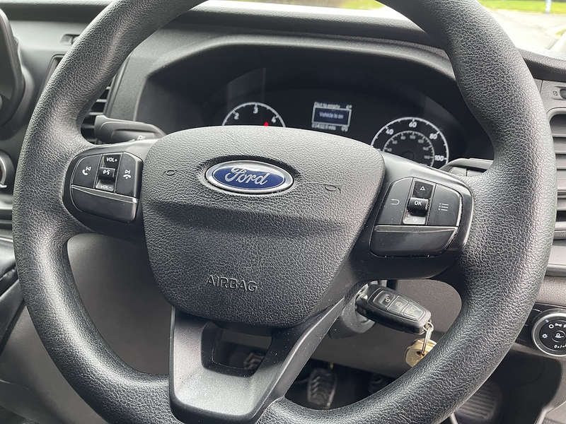 Ford Transit Custom 2.0 300 EcoBlue Leader L2 H2 Euro 6 (s/s) 5dr - U465