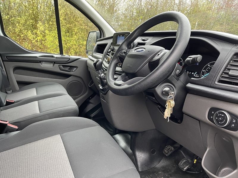 Ford Transit Custom 2.0 300 EcoBlue Leader L2 H2 Euro 6 (s/s) 5dr - U465