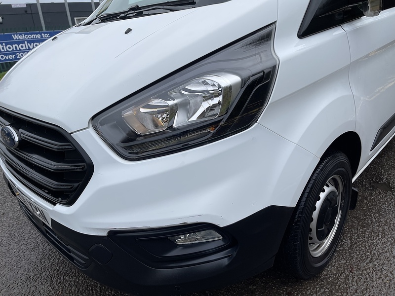 Ford Transit Custom 2.0 300 EcoBlue Leader L2 H2 Euro 6 (s/s) 5dr - U465