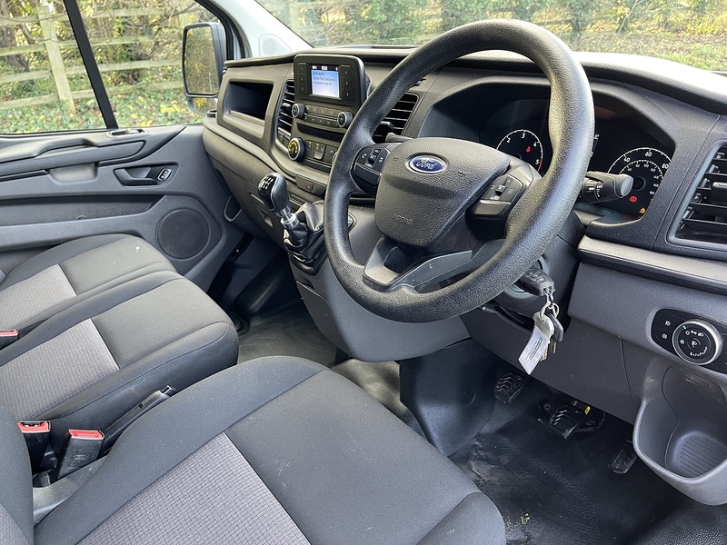 Ford Transit Custom 2.0 300 EcoBlue Leader L2 H1 Euro 6 (s/s) 5dr - U466