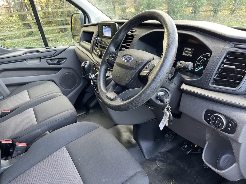 Ford Transit Custom 2.0 300 EcoBlue Leader L2 H1 Euro 6 (s/s) 5dr - U466