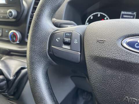 Ford Transit Custom 2.0 300 EcoBlue Leader L2 H1 Euro 6 (s/s) 5dr - U466