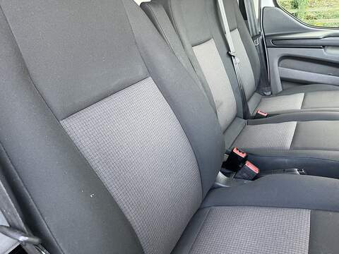 Ford Transit Custom 2.0 300 EcoBlue Leader L2 H1 Euro 6 (s/s) 5dr - U466