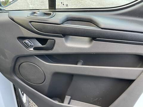 Ford Transit Custom 2.0 300 EcoBlue Leader L2 H1 Euro 6 (s/s) 5dr - U466