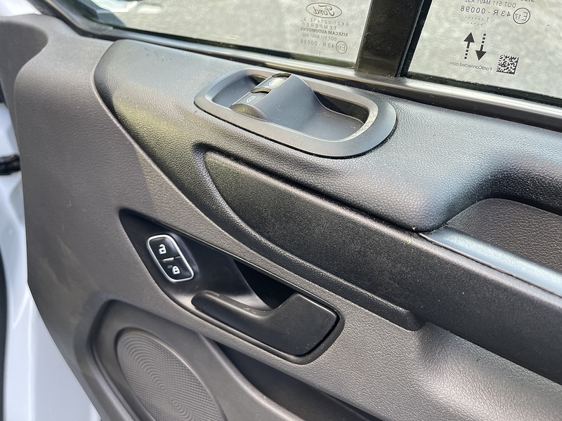 Ford Transit Custom 2.0 300 EcoBlue Leader L2 H1 Euro 6 (s/s) 5dr - U466